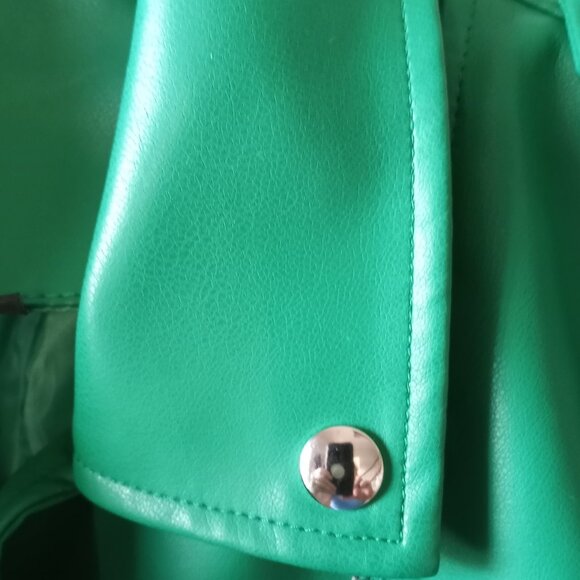 Faux Leather Cropped Moto Jacket Green Size L NWOT - Picture 6 of 16